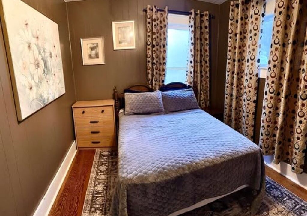 Photo of Bedroom in Olney