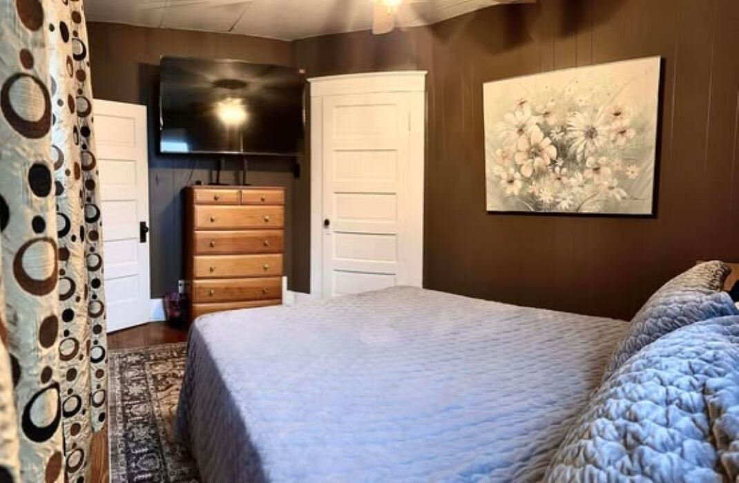 Photo of Bedroom in Olney