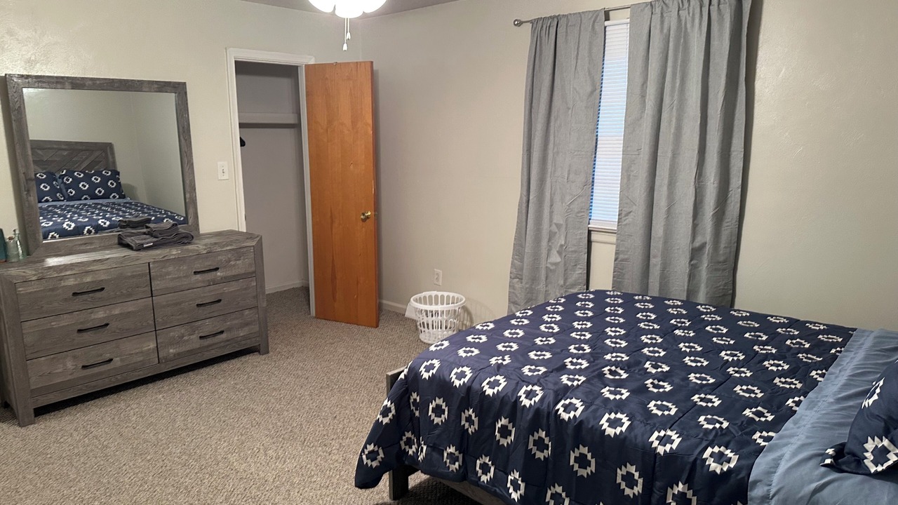 Photo of Bedroom in Roanoke