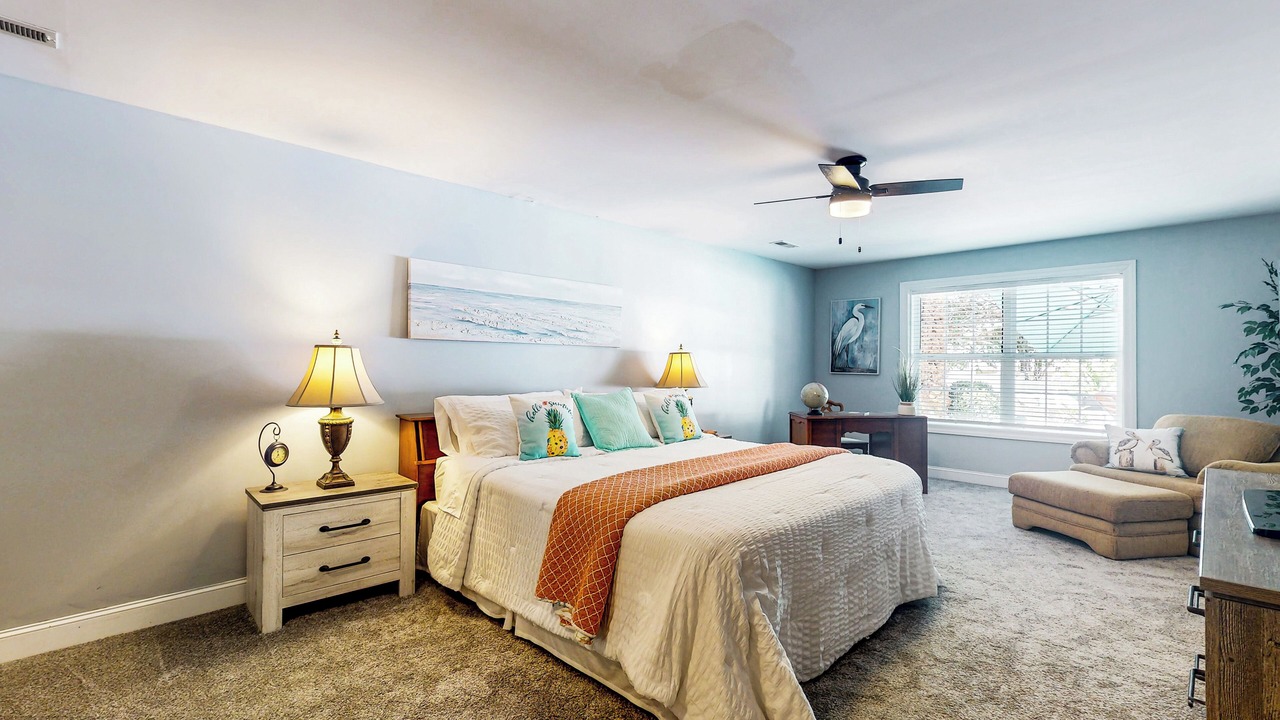 Photo of Bedroom in Graysville