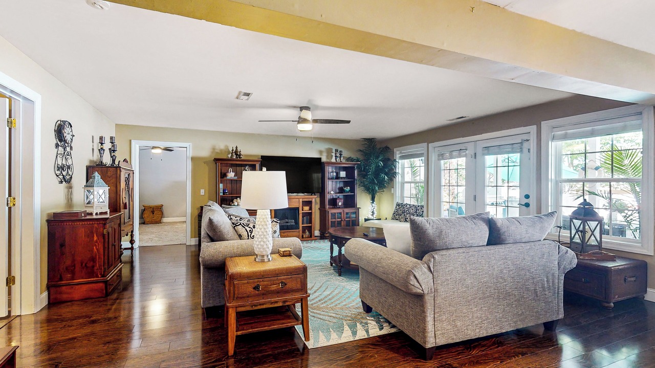 Photo of Livingroom in Graysville