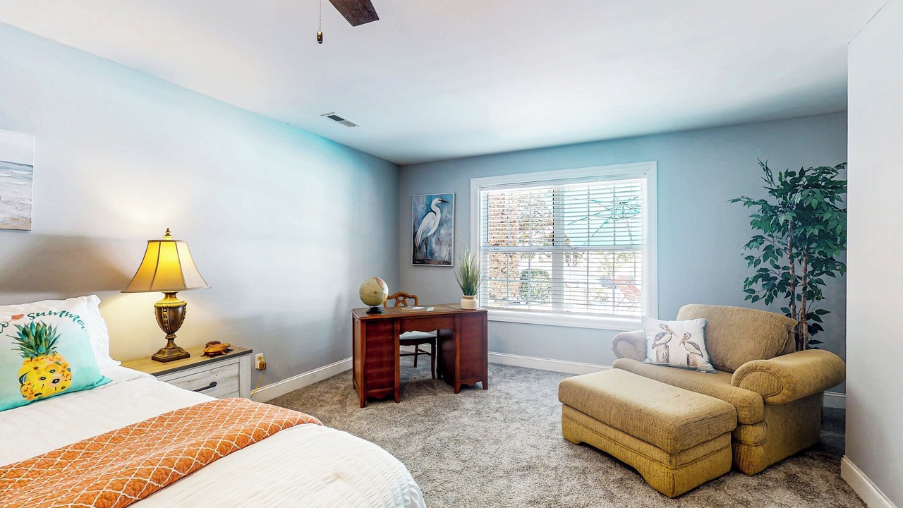 Photo of Bedroom in Graysville