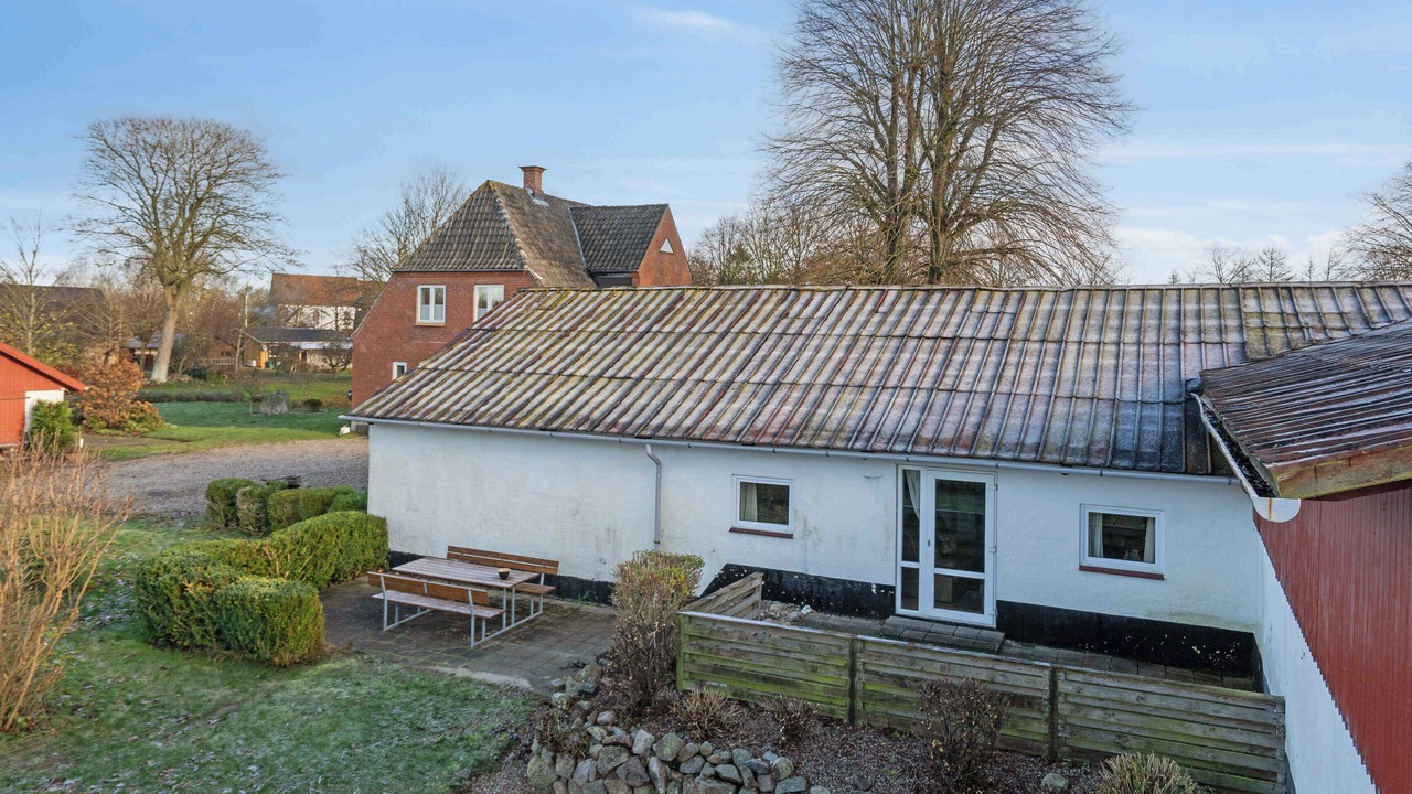 Photo of Others in Krusaa