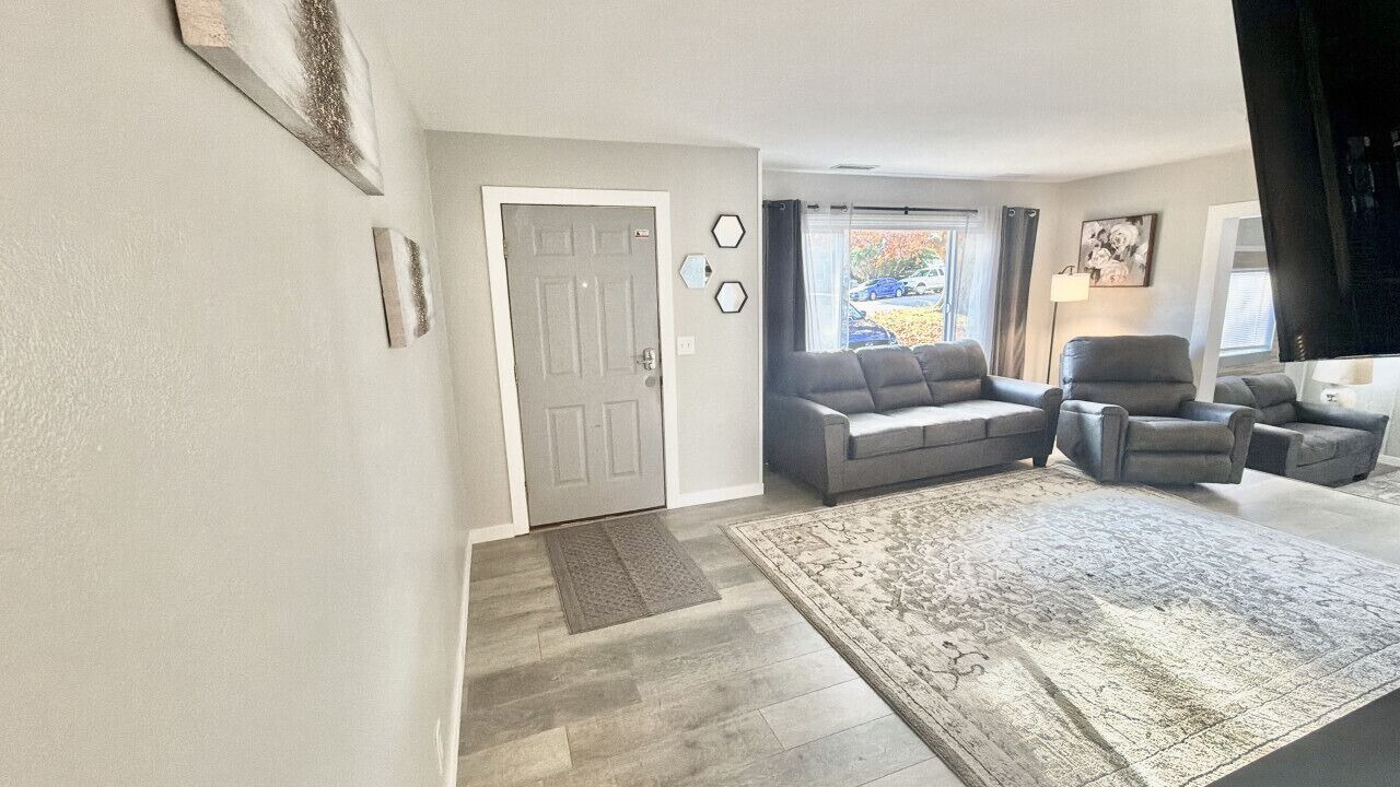 Photo of Bedroom in Tri-Cities