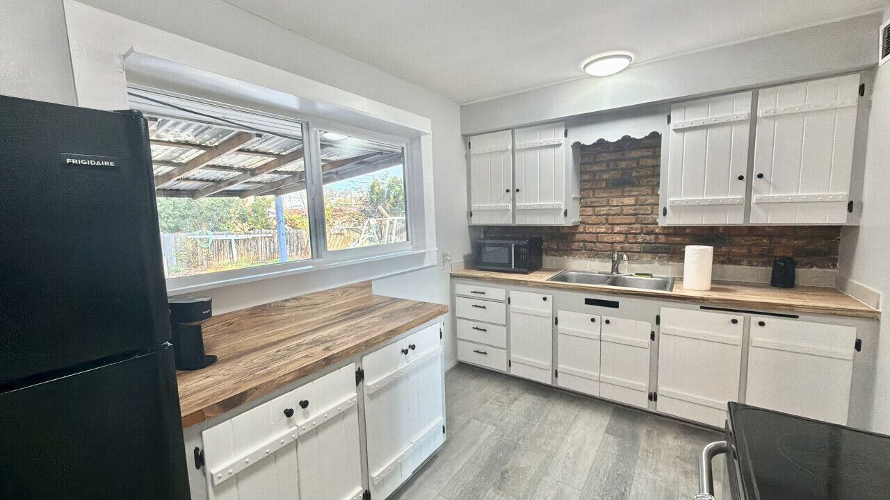 Photo of Others in Tri-Cities