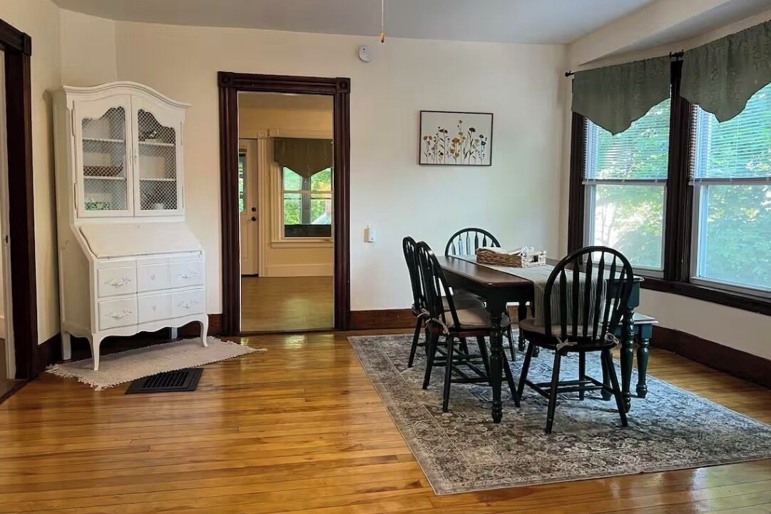 Photo of Others in Oakland