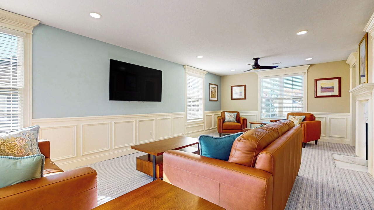 Photo of Livingroom in Holyoke