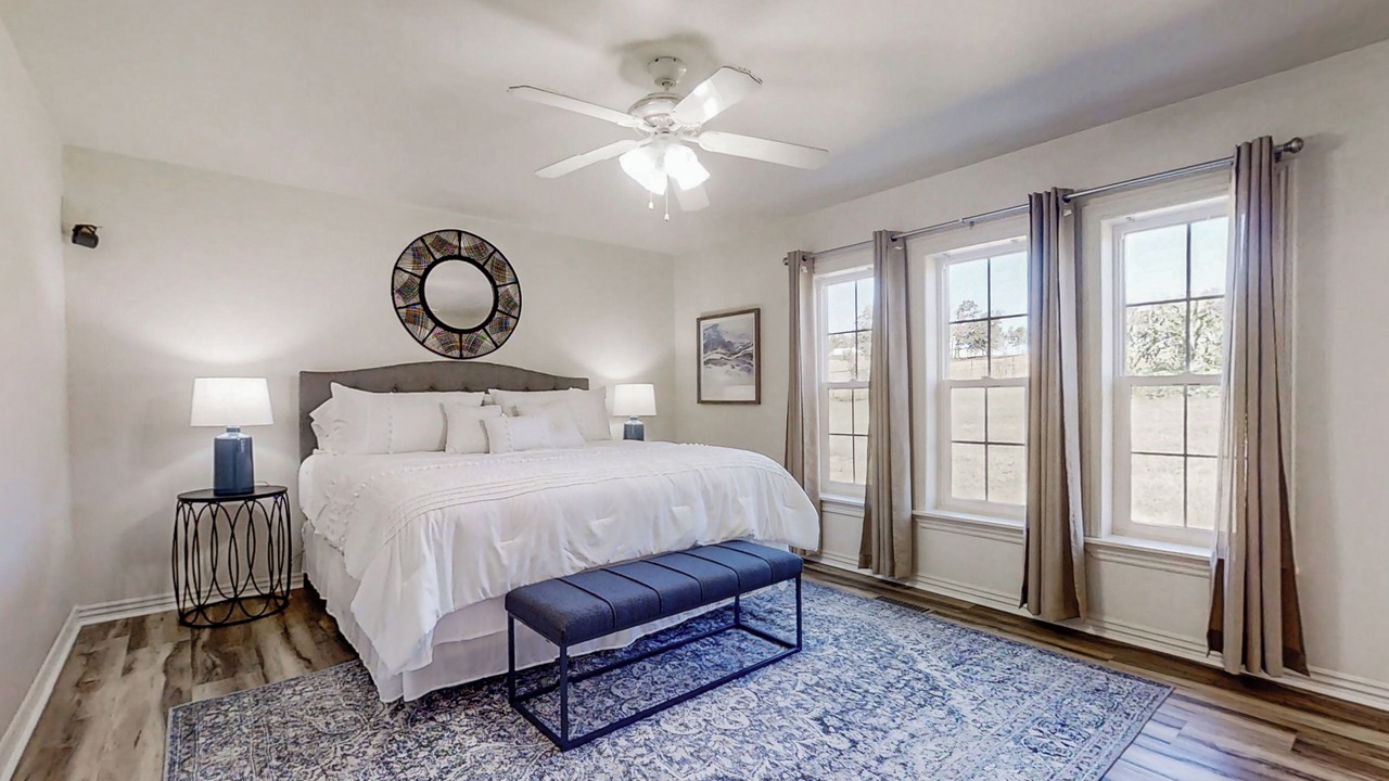 Photo of Bedroom in Maysville