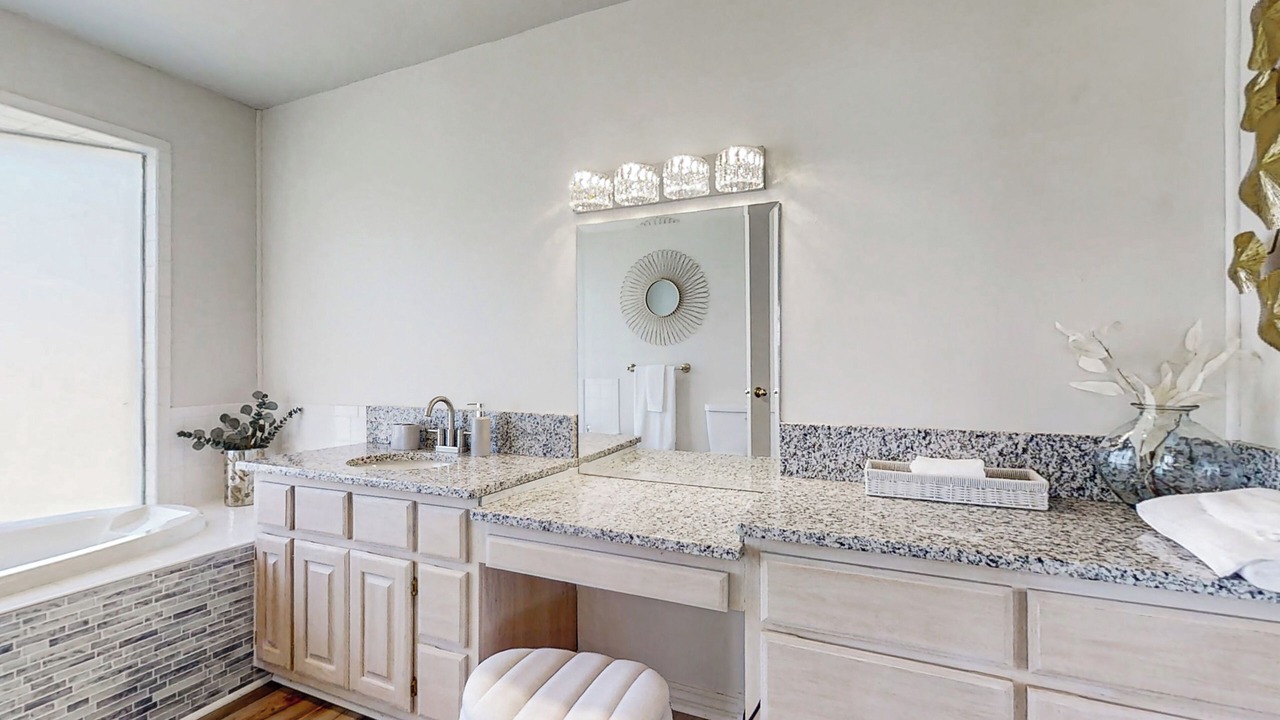 Photo of Bathroom in Maysville