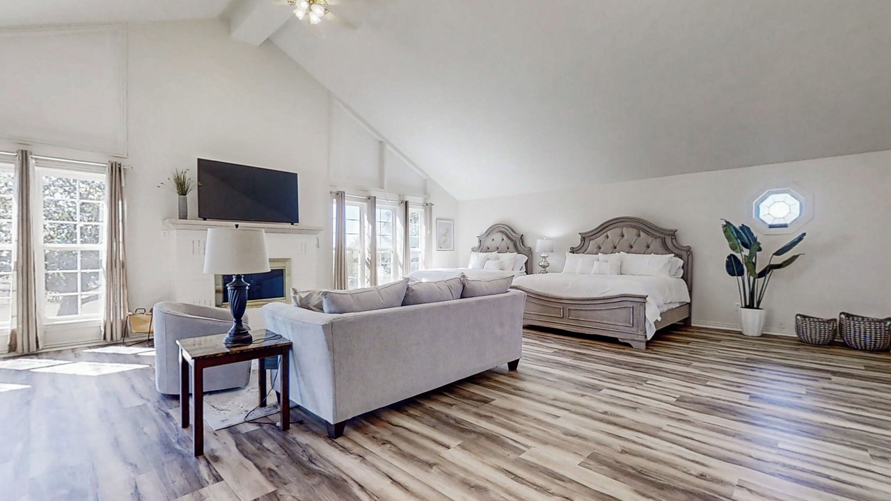 Photo of Bedroom in Maysville