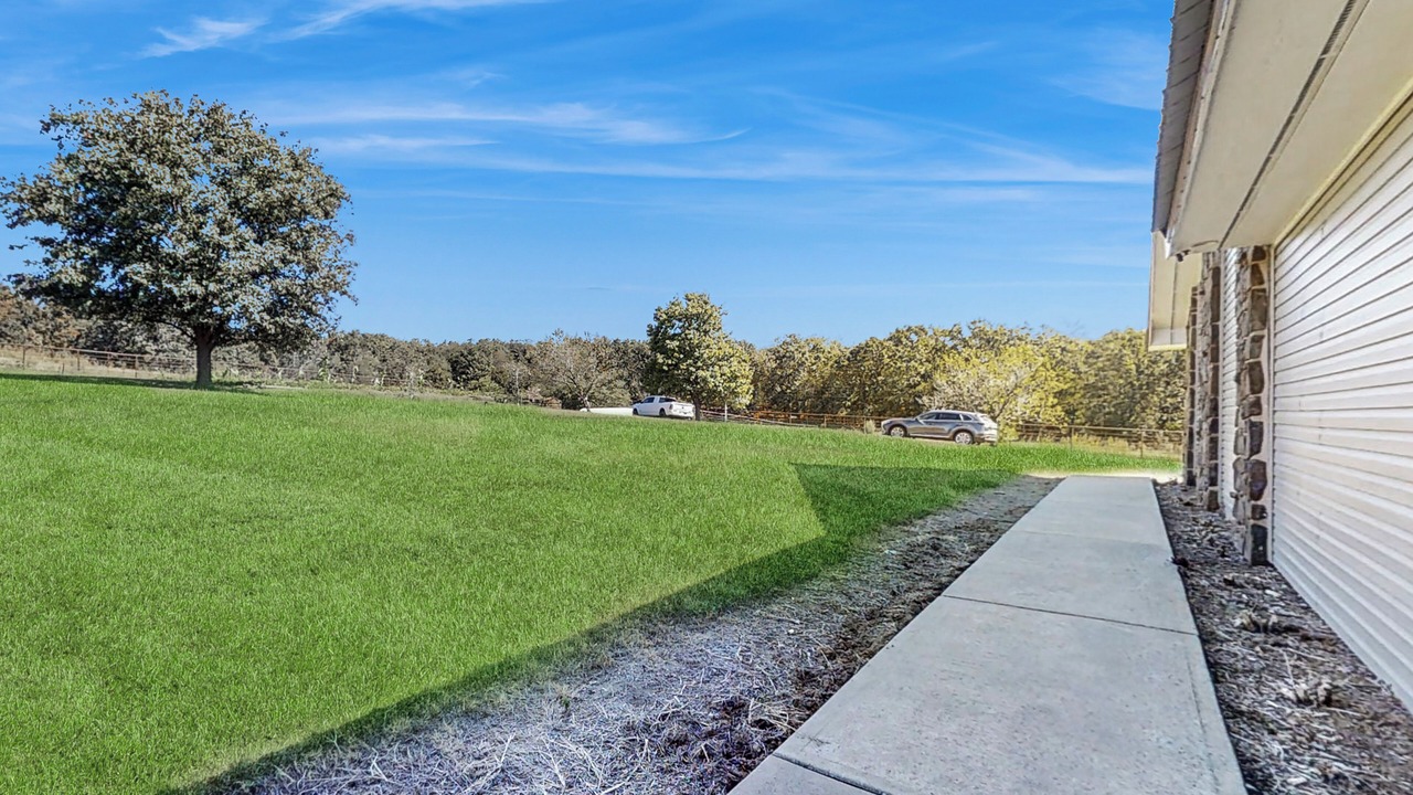 Photo of Outdoor in Maysville