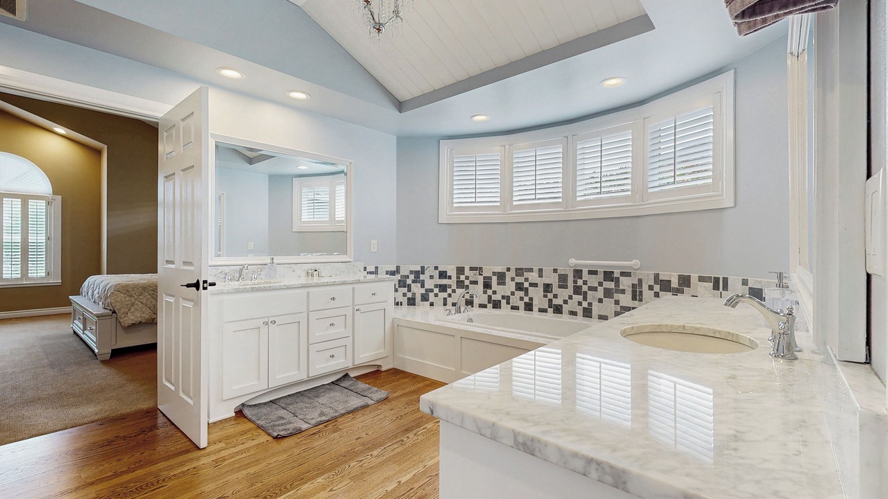 Photo of Bathroom in Centralia