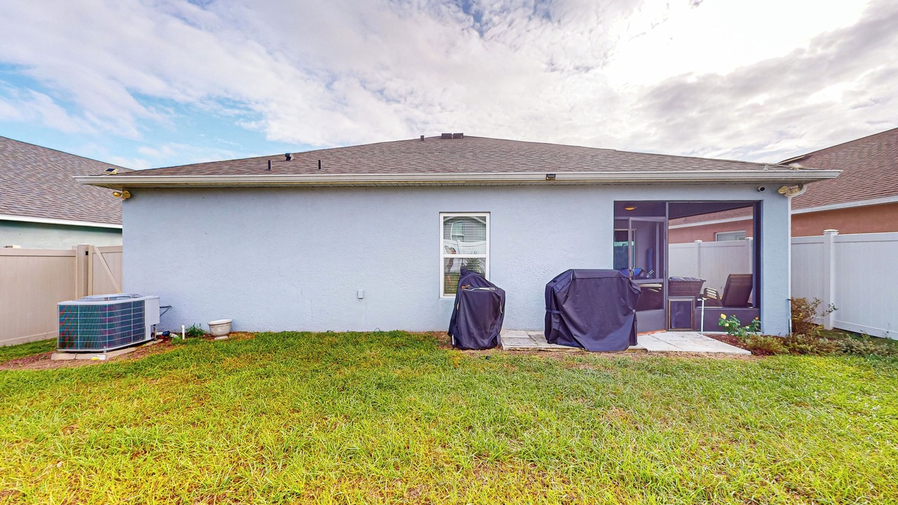 Photo of Outdoor in Groveland