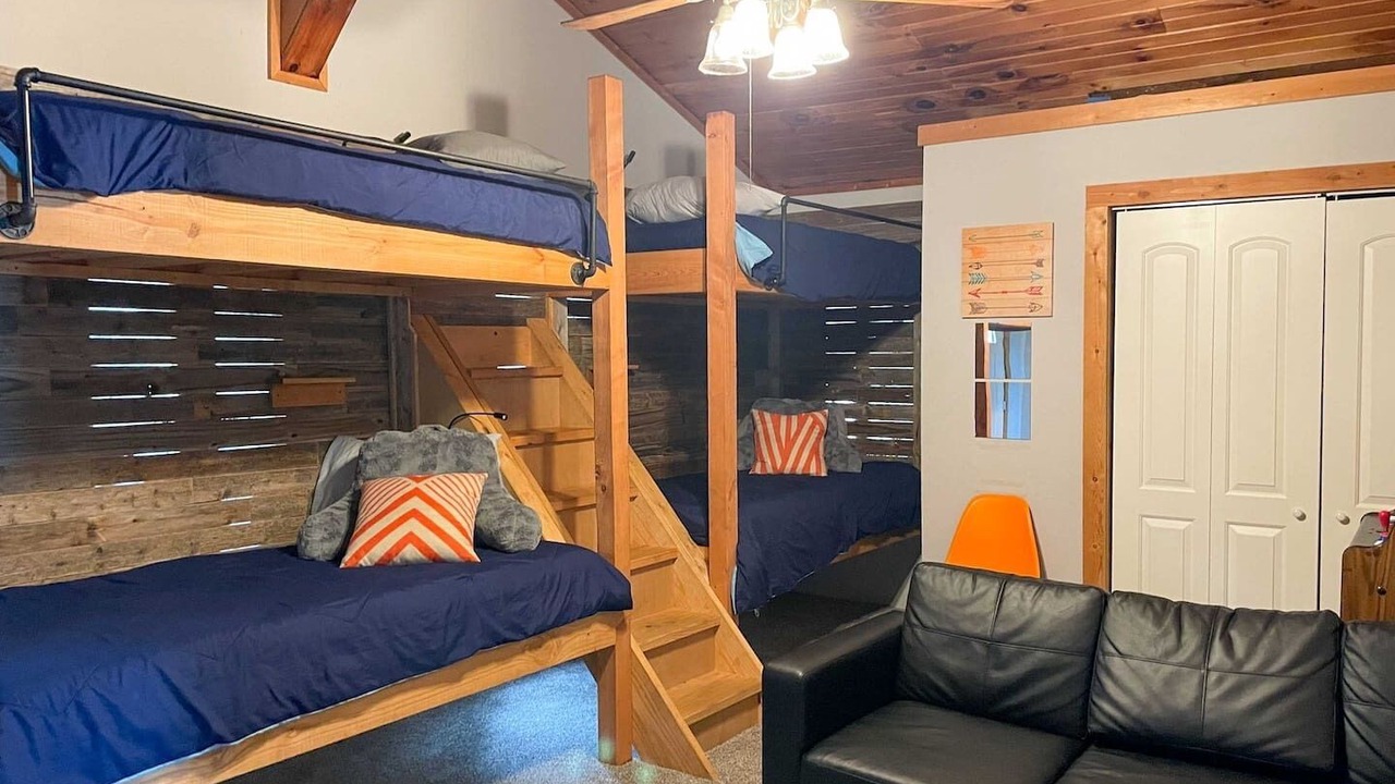 Photo of Bedroom in Enchanted Oaks