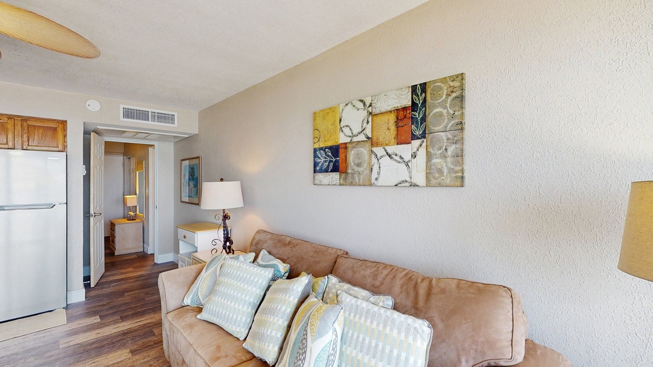 Photo of Livingroom in Rogers Seabreeze