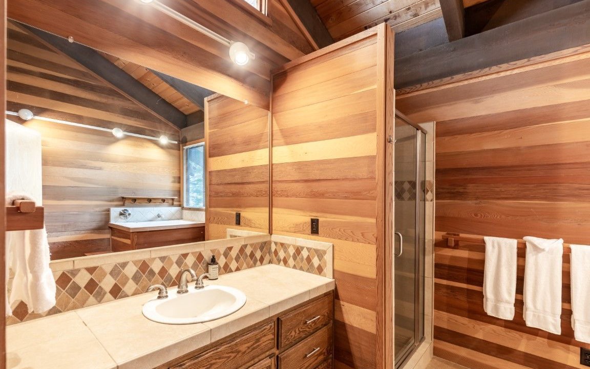 Photo of Bathroom in Truckee