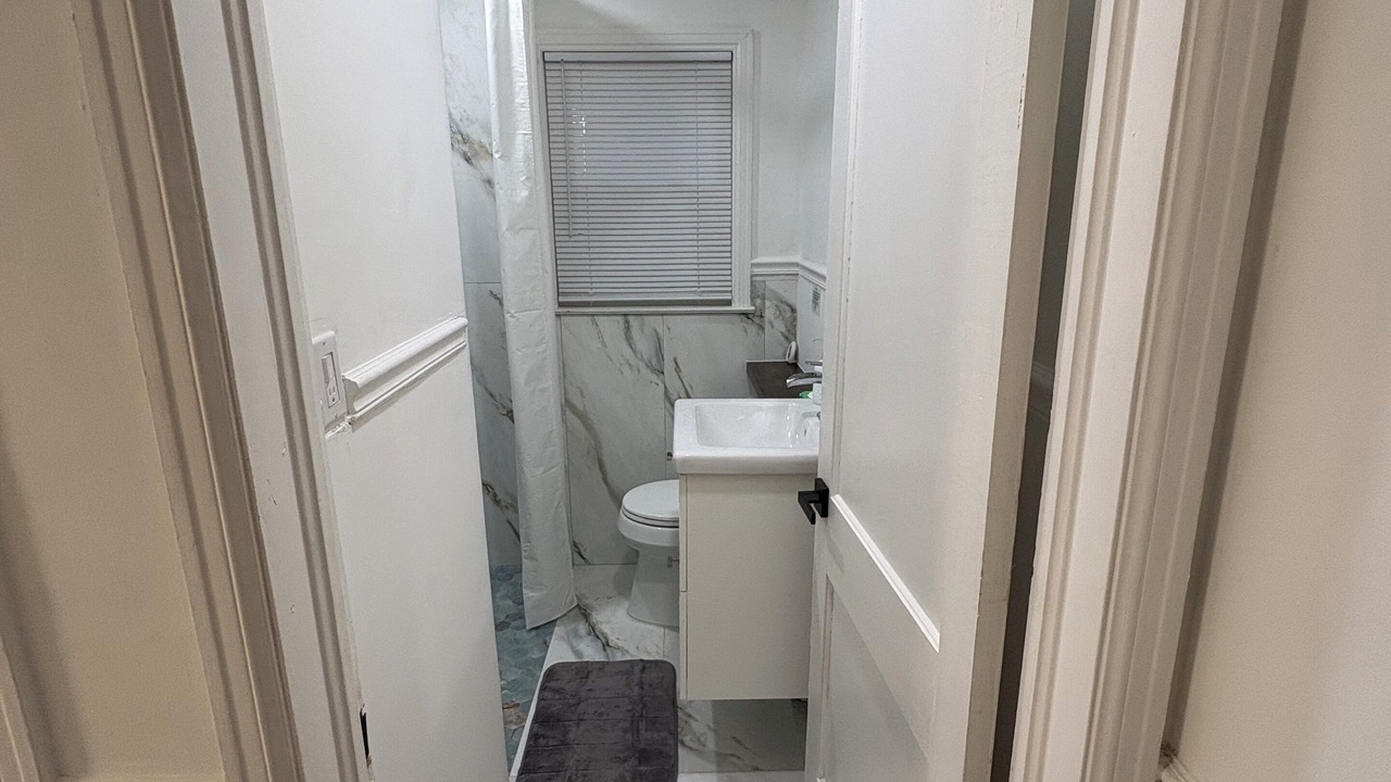 Photo of Bathroom in Enderly Park