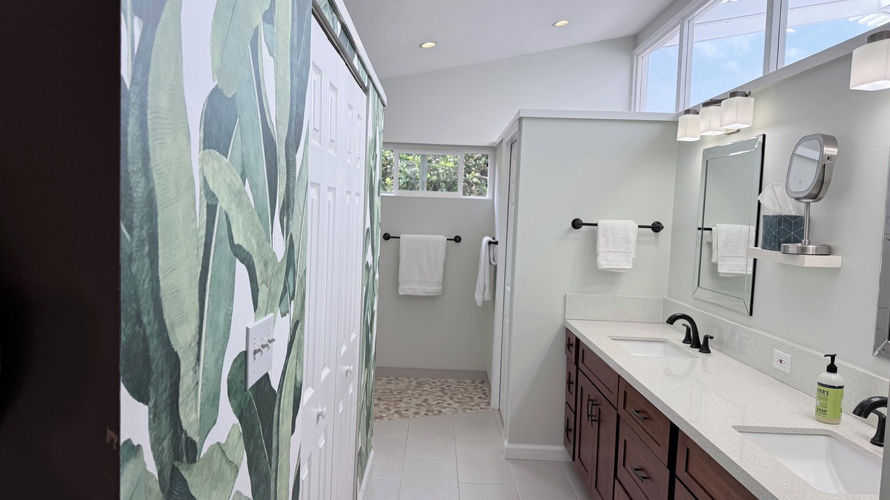 Photo of Others in Portlock