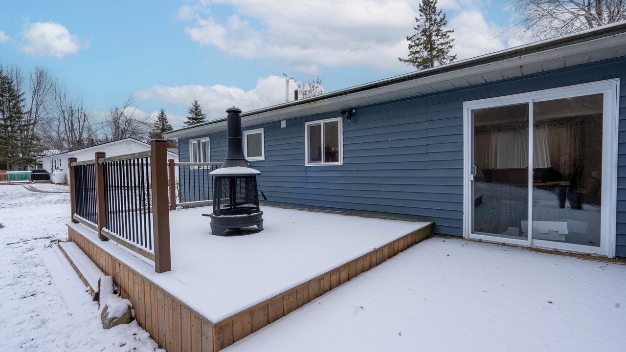 Photo of Patio Balcony in Fenelon Falls