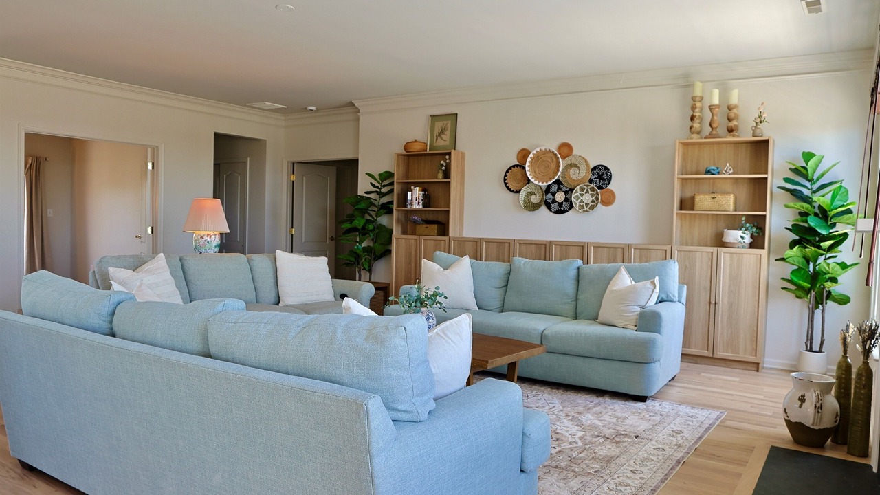 Photo of Livingroom in Bayside