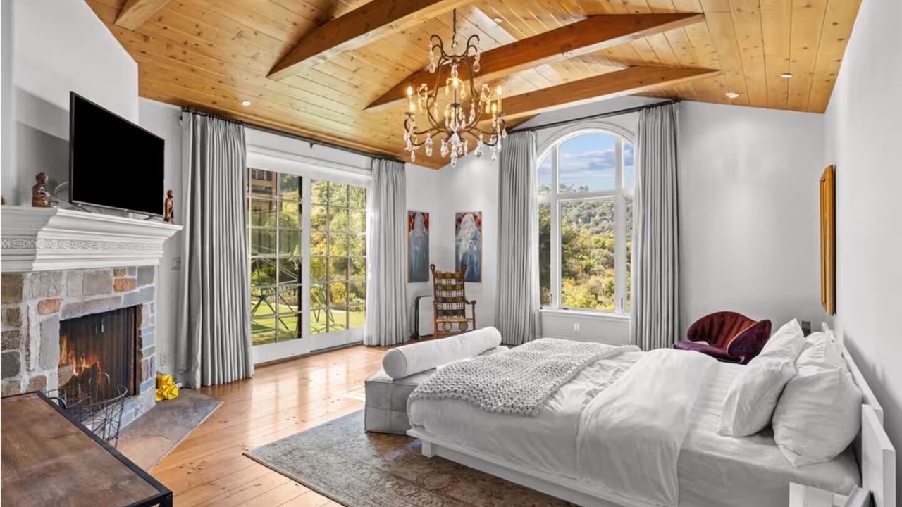 Photo of Bedroom in Topanga