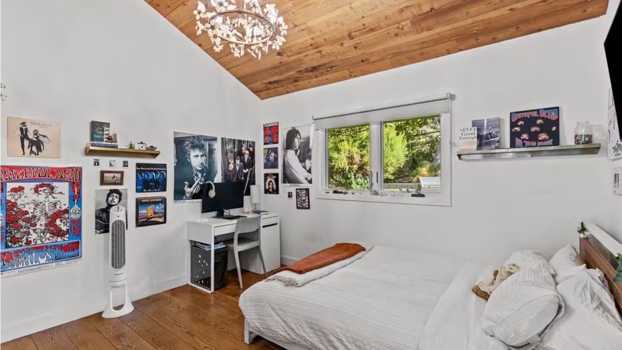 Photo of Bedroom in Topanga