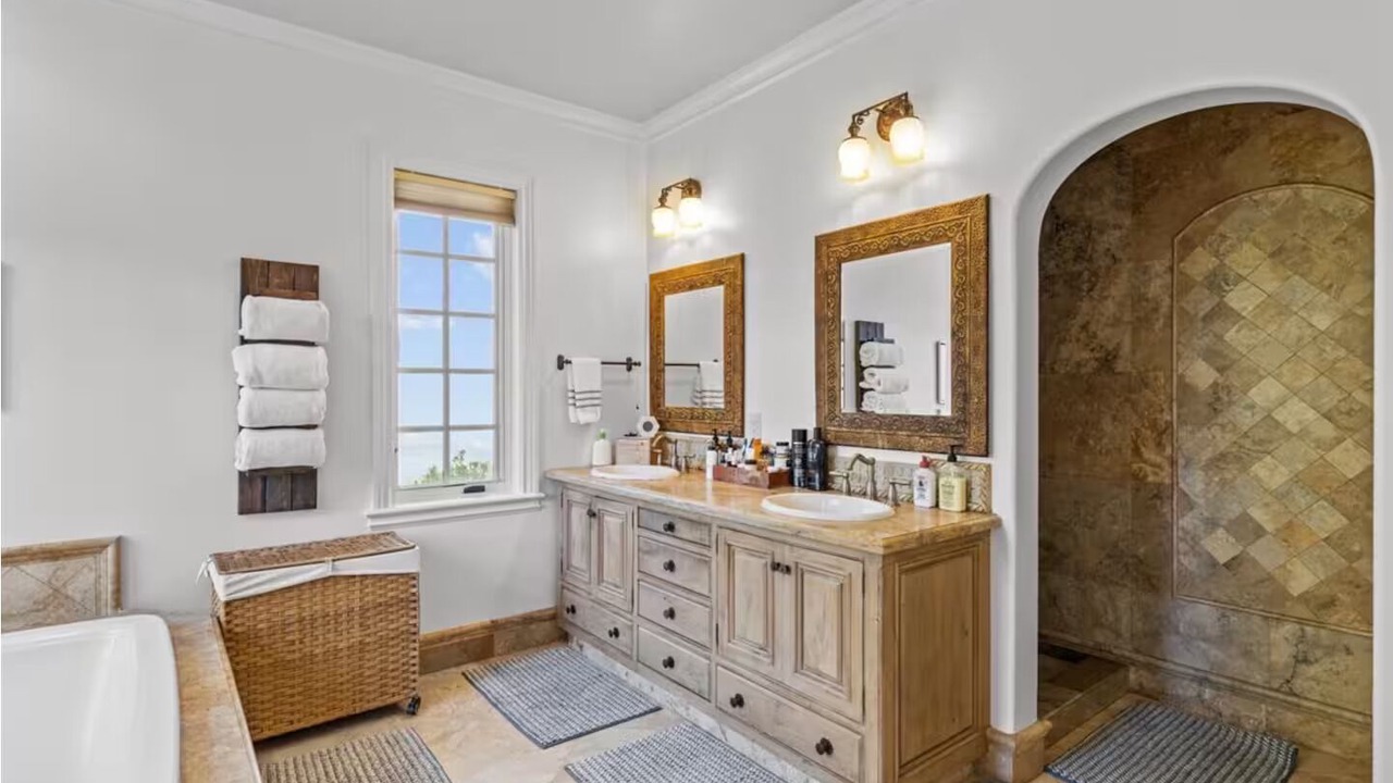 Photo of Bathroom in Topanga