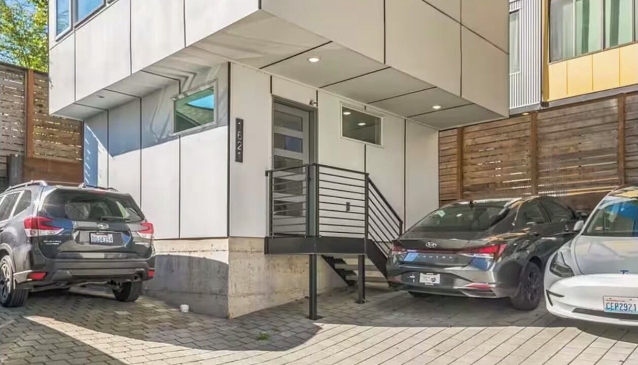 Photo of Outdoor in North Beacon Hill