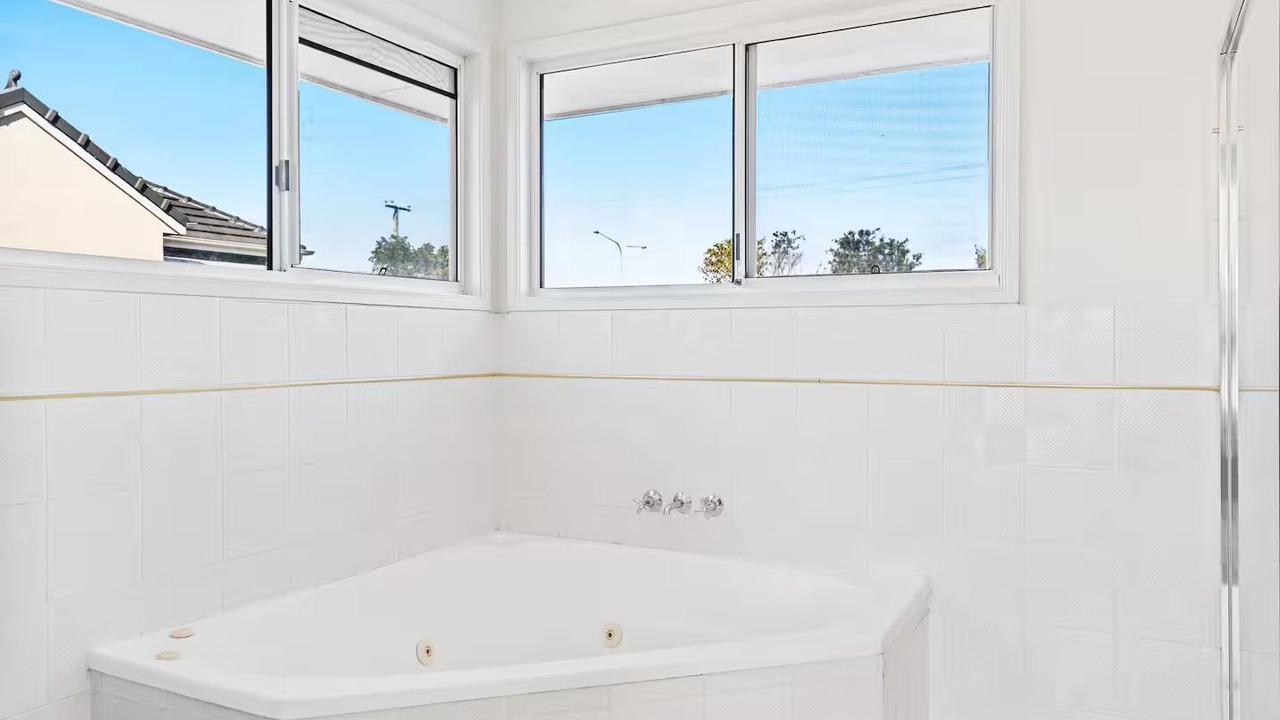 Photo of Bathroom in Broadbeach Waters