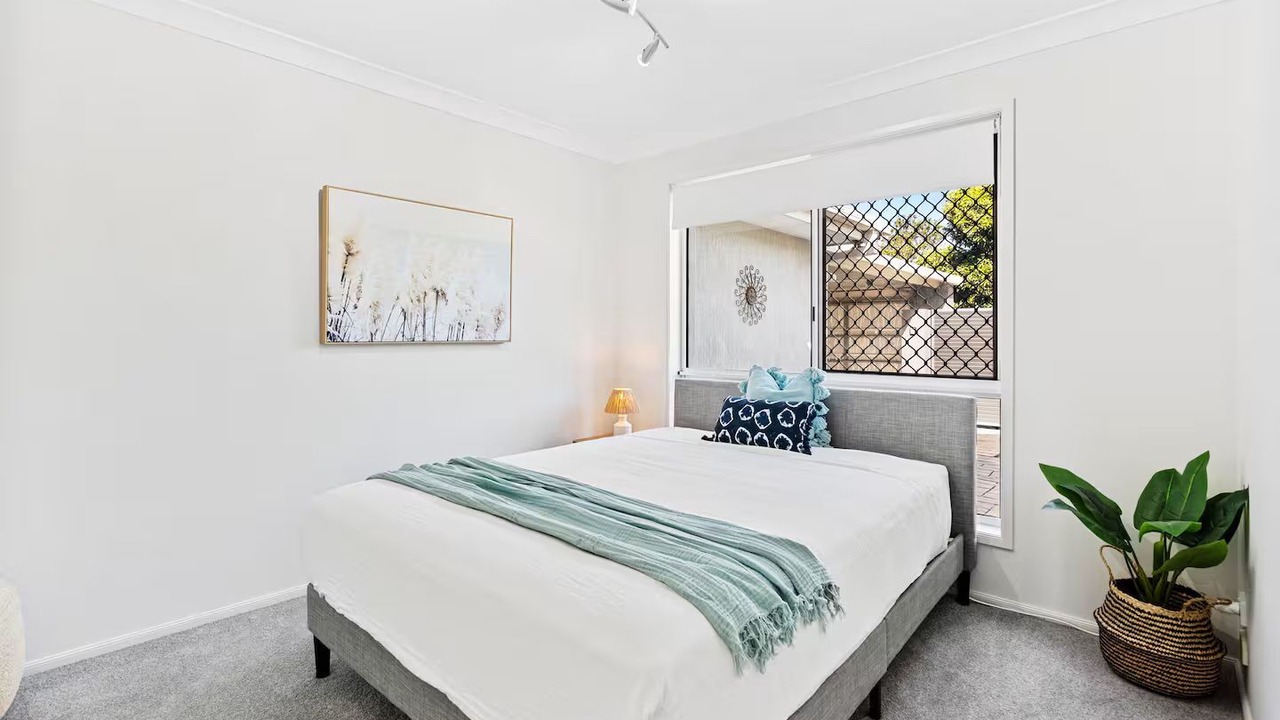 Photo of Bedroom in Broadbeach Waters