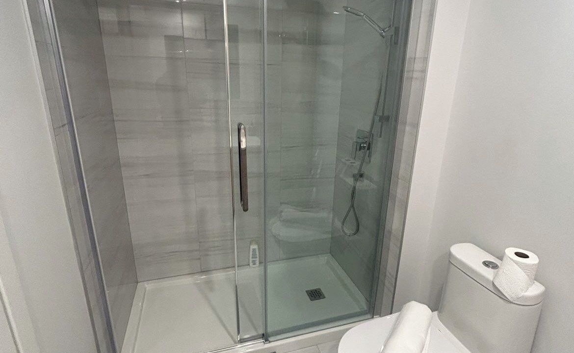 Photo of Bathroom in Laval