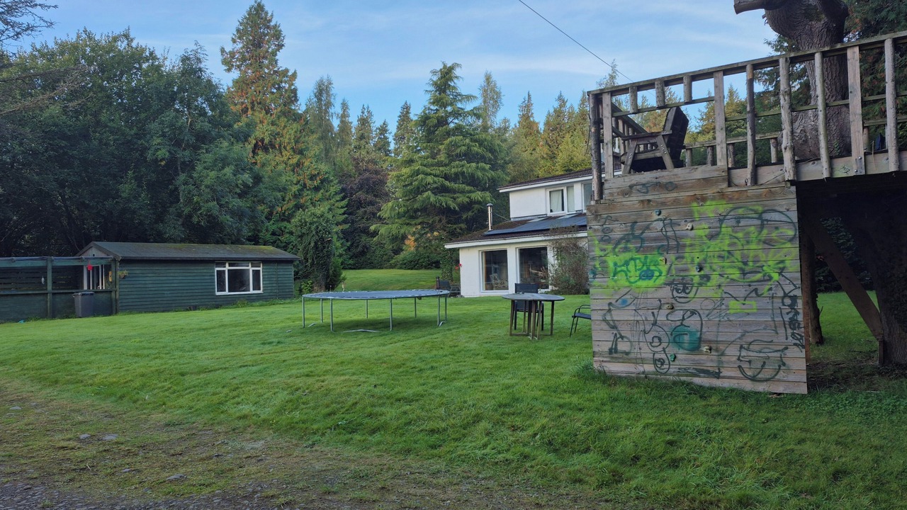 Photo of Others in Hawick