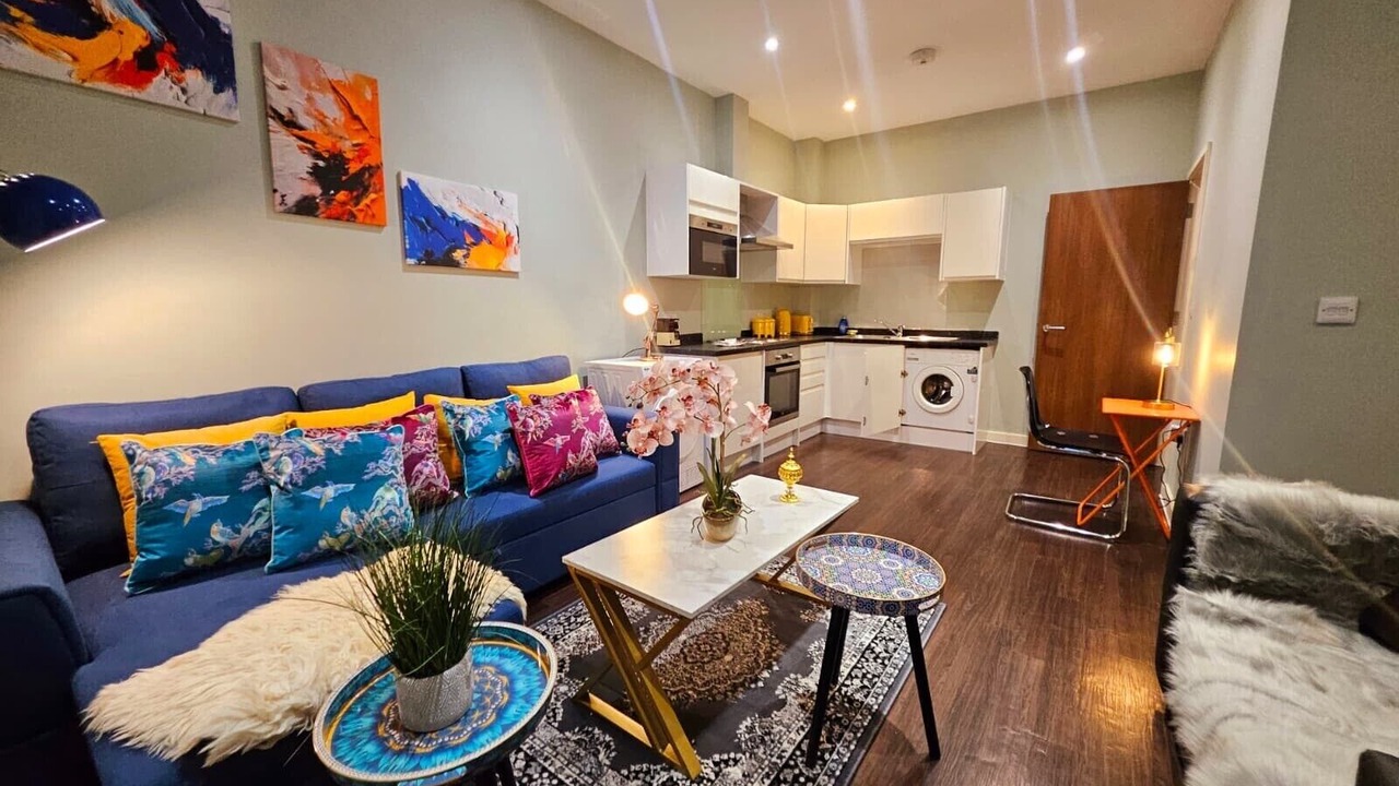 Photo of Others in Harlington