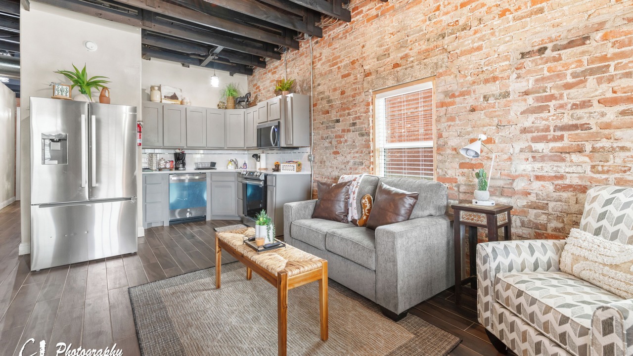 Photo of Livingroom in Baird