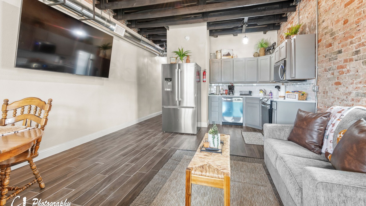 Photo of Livingroom in Baird
