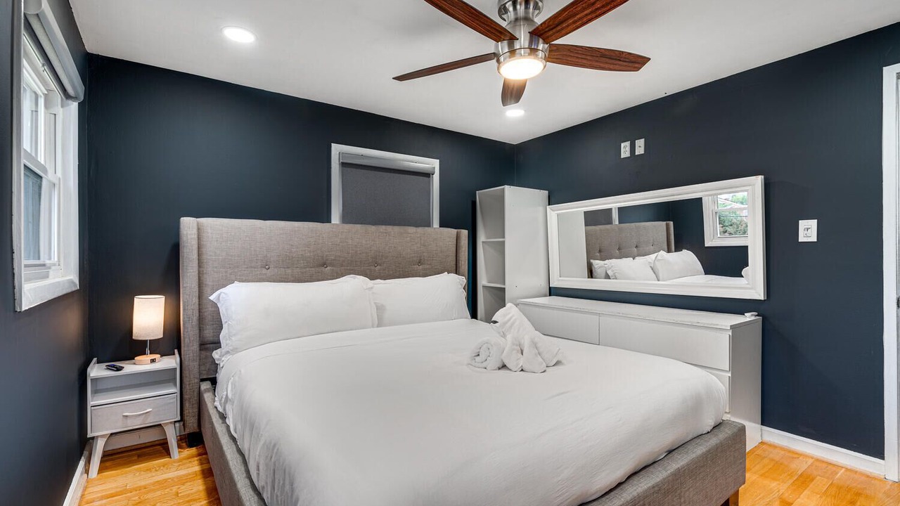 Photo of Bedroom in Seminary Hill