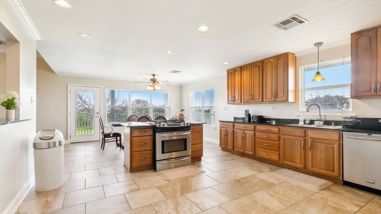 Photo of Kitchen in Lafitte