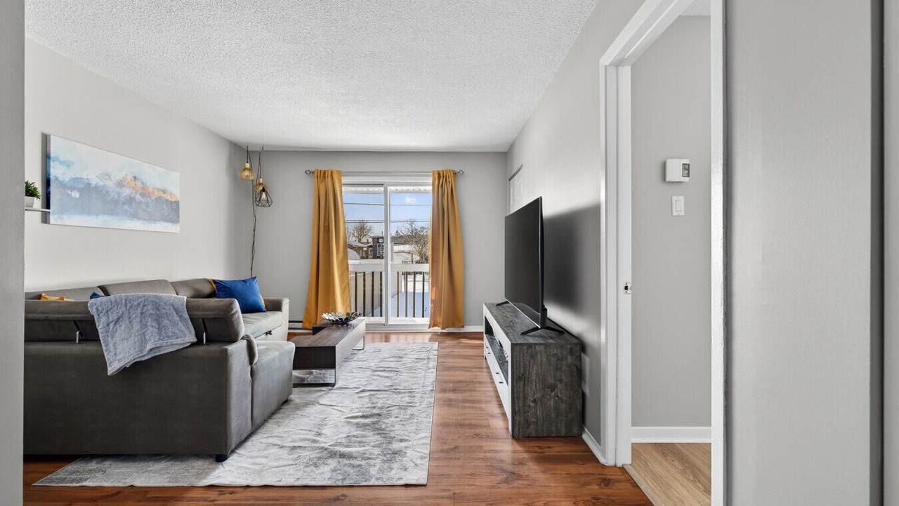Photo of Livingroom in Downtown Gatineau