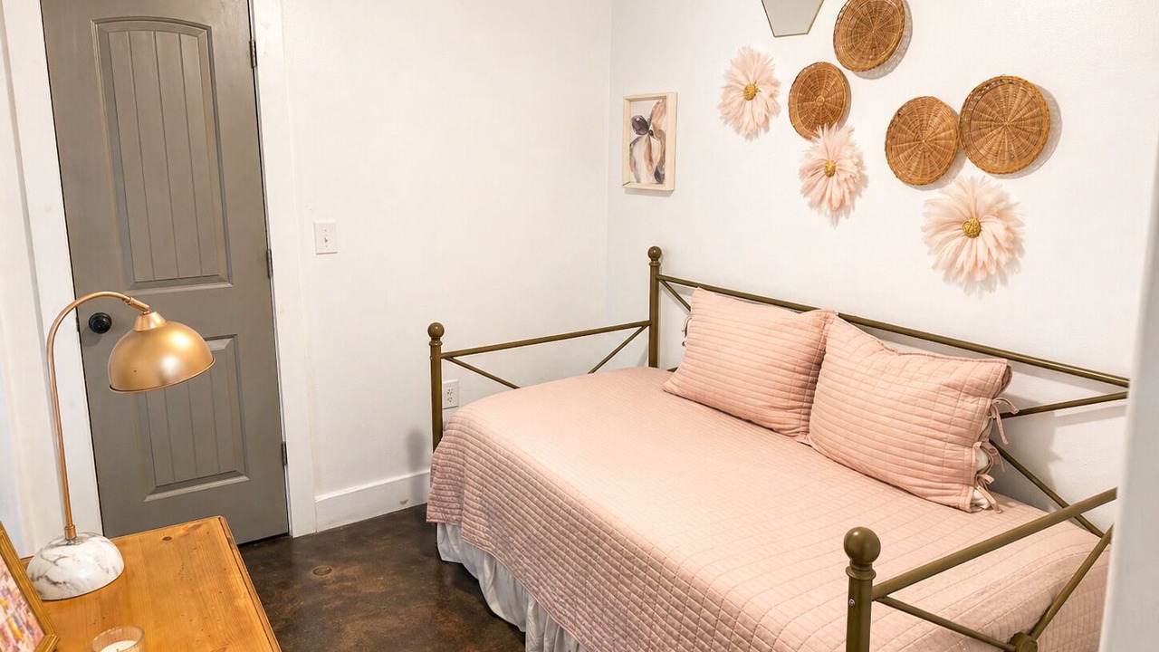 Photo of Bedroom in Huntington