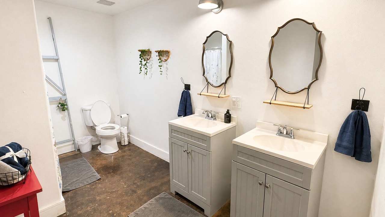 Photo of Bathroom in Huntington