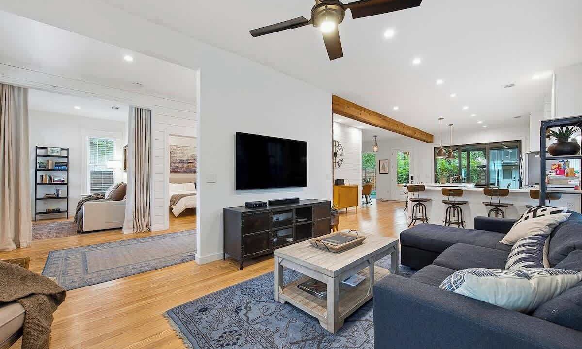 Photo of Bedroom in Holly