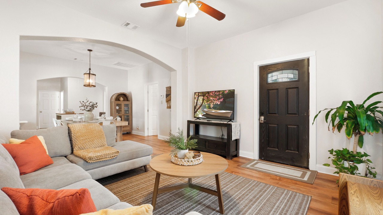 Photo of Livingroom in Riverside