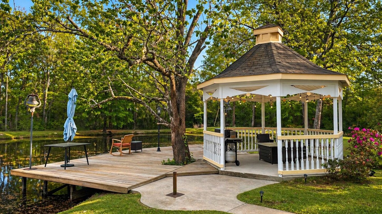 Photo of Outdoor in Huntington