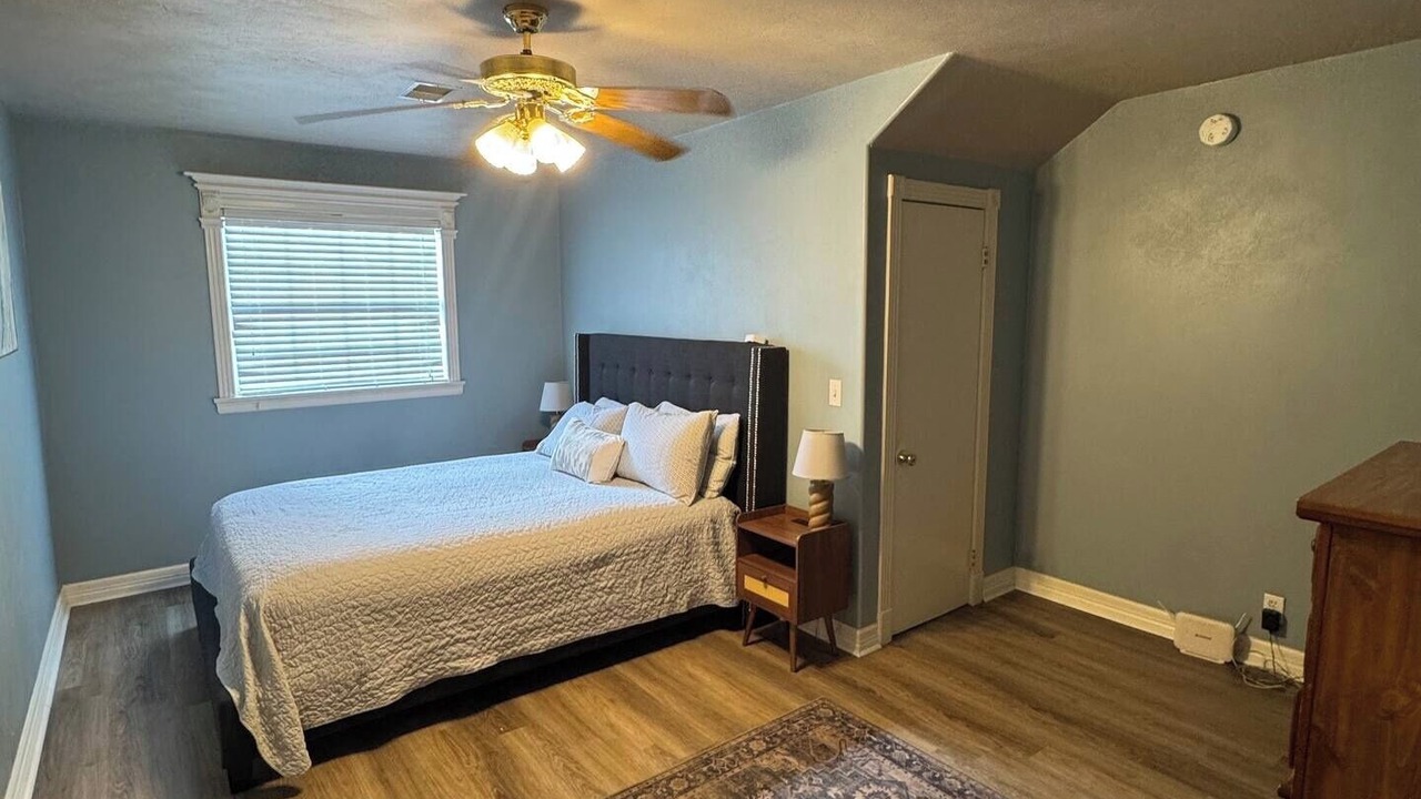 Photo of Bedroom in Huntington