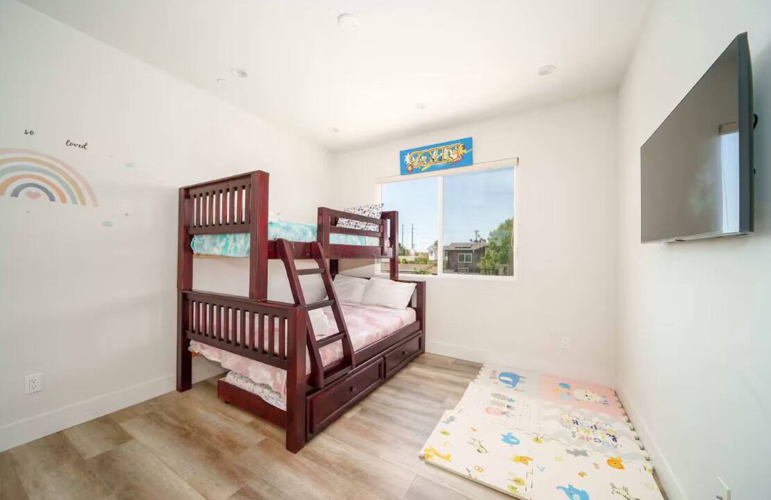 Photo of Bedroom in Midway City