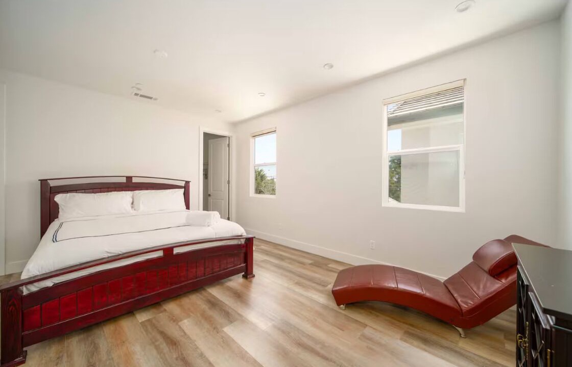 Photo of Bedroom in Midway City