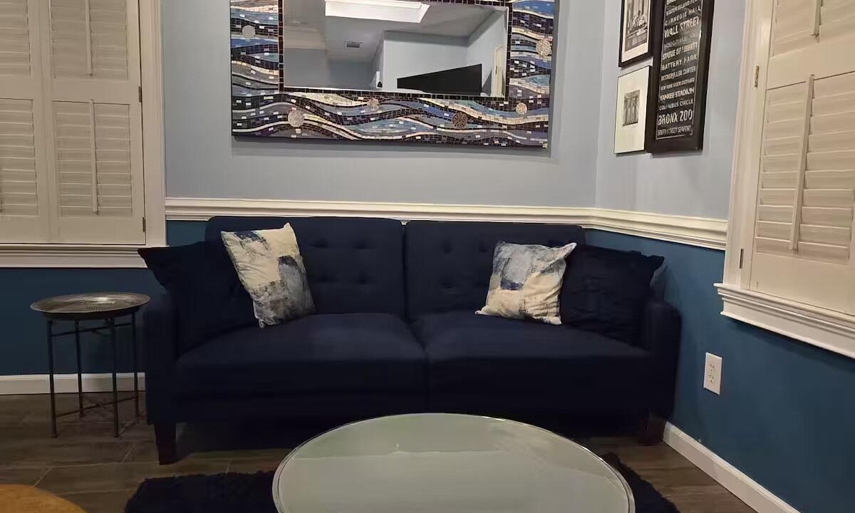 Photo of Livingroom in Statesboro