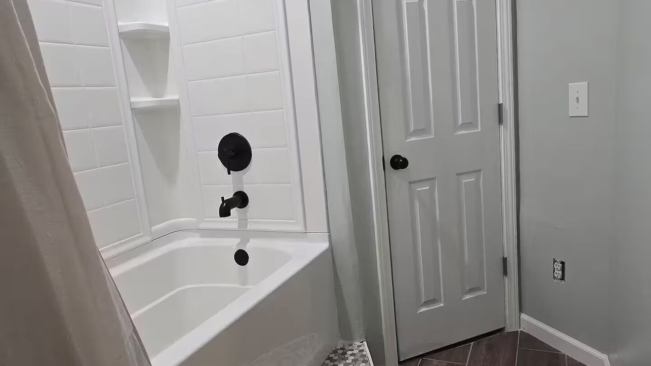 Photo of Bathroom in Statesboro