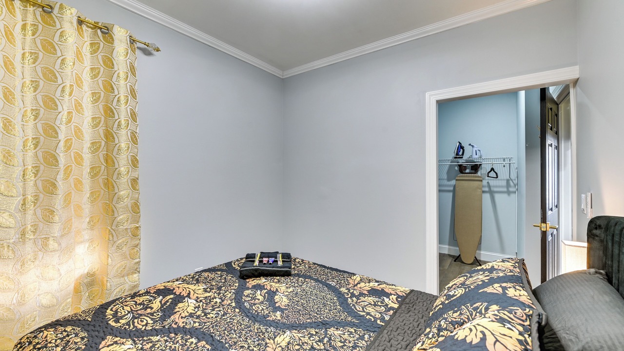 Photo of Bedroom in Schenectady
