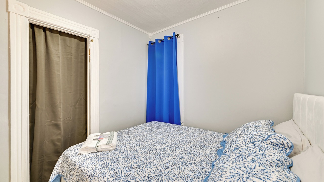 Photo of Bedroom in Schenectady